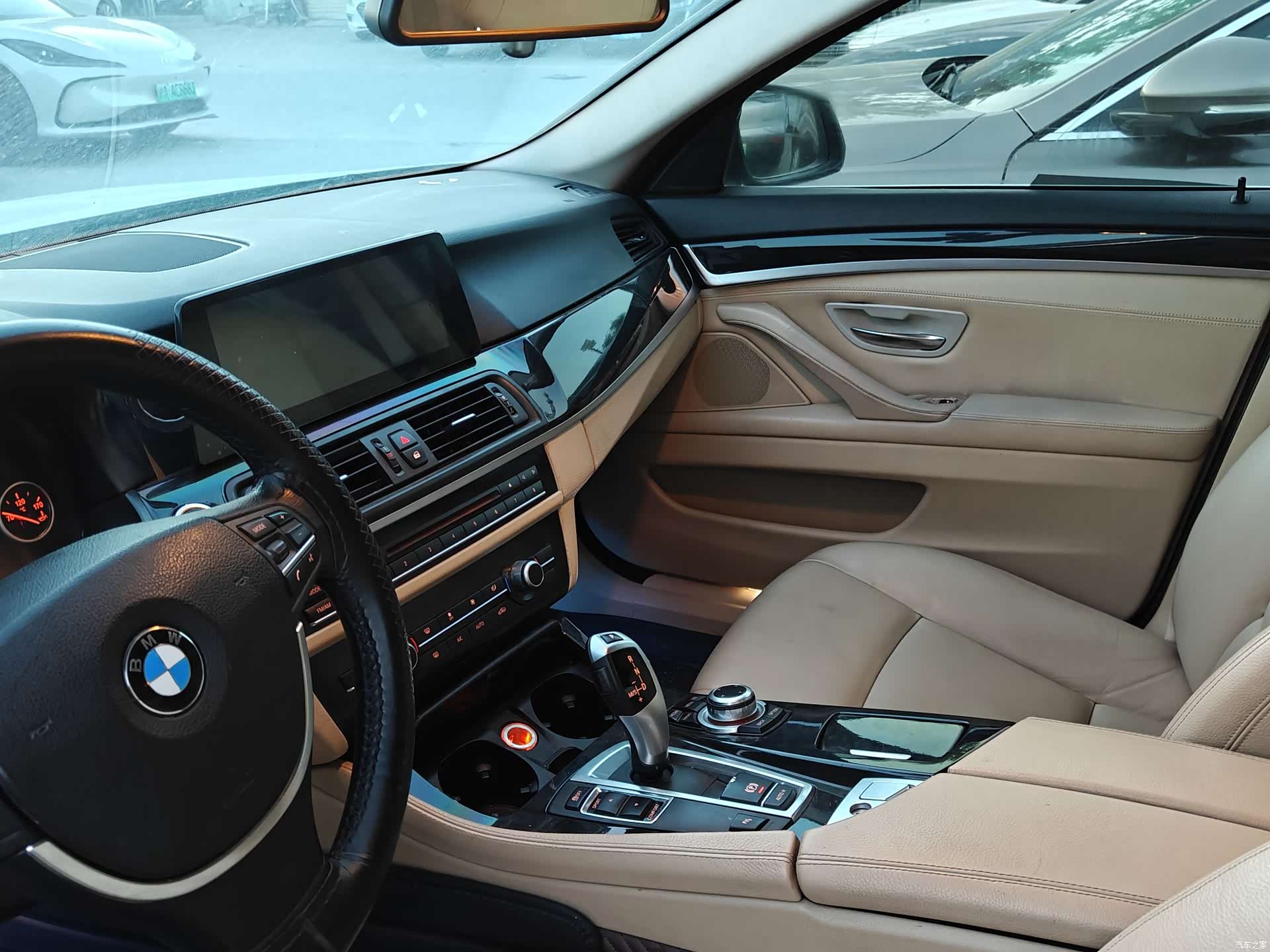 BMW 5 Series, 2015 12