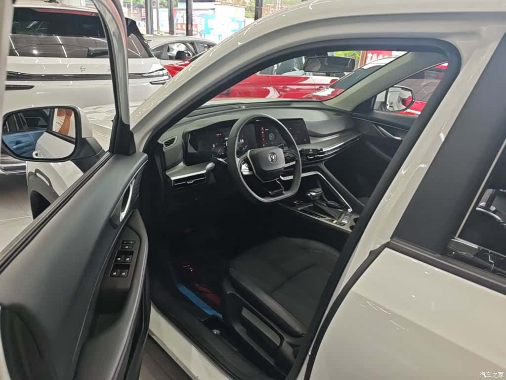 Changan CS35, 2024 16