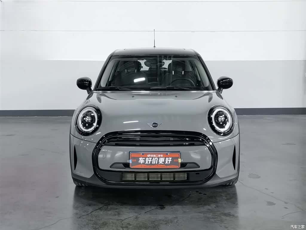 Mini Cooper, 2022 3