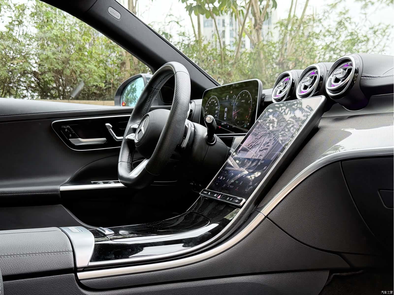 Mercedes-Benz C-Class, 2024 7