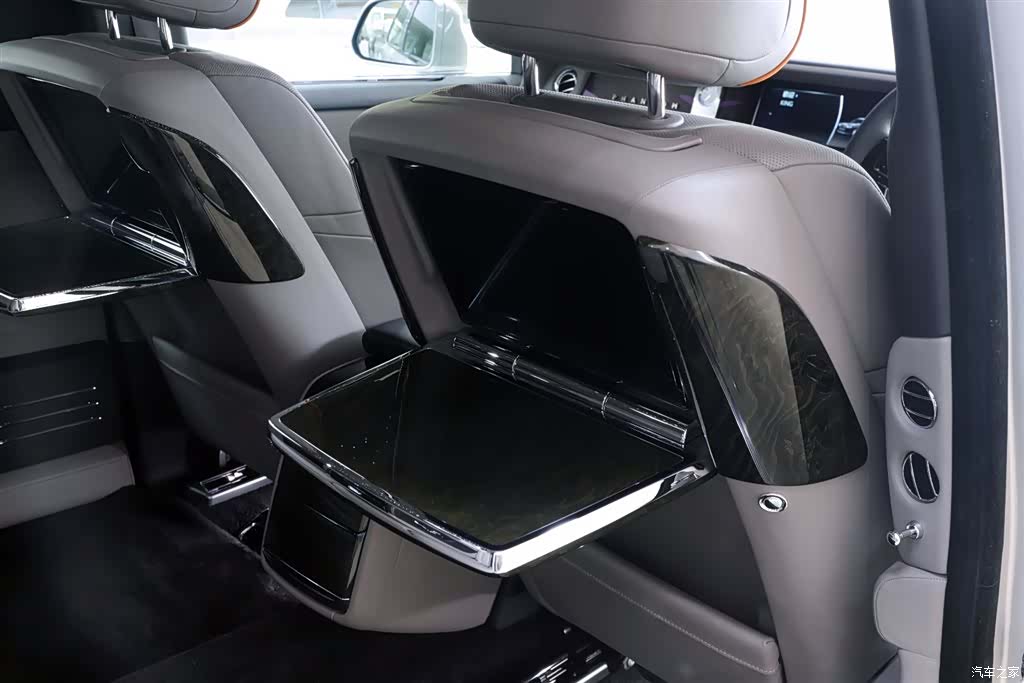 Rolls-Royce Phantom, 2019 13