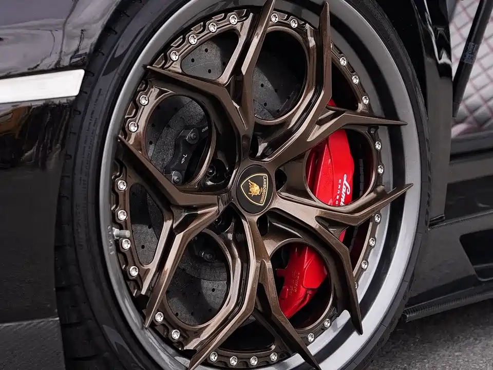 Lamborghini Aventador