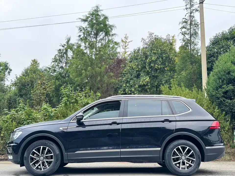 Volkswagen Tiguan L