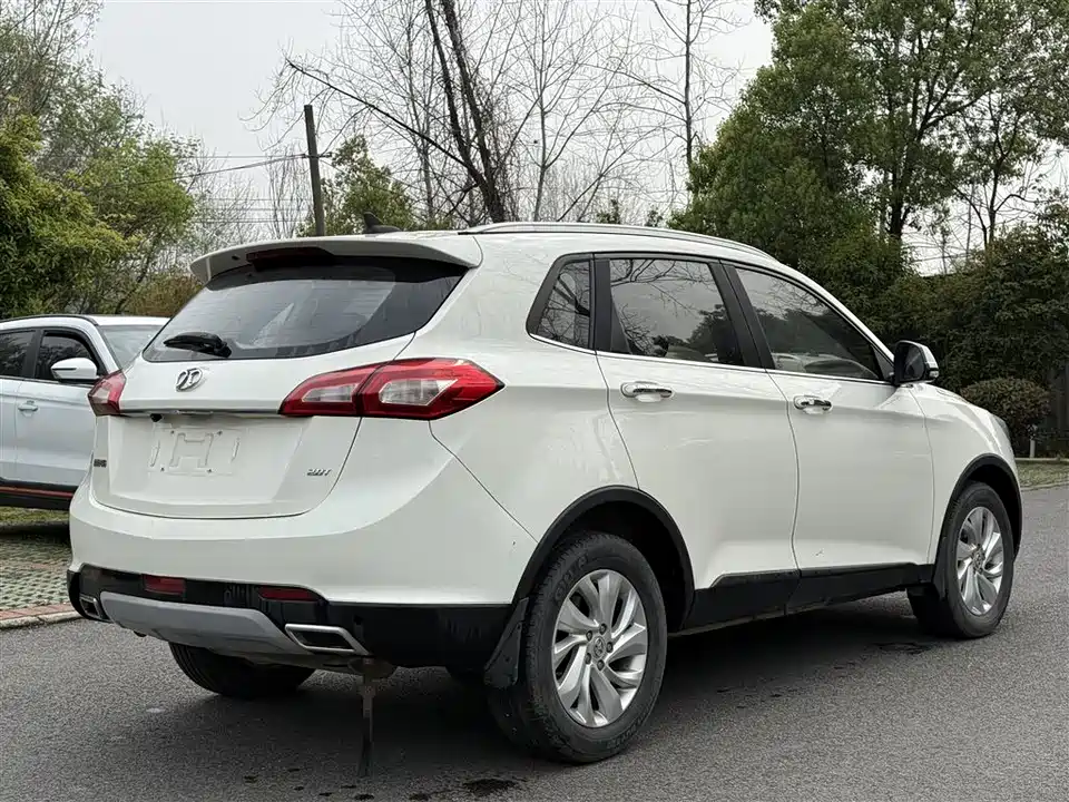 BAIC Shenbao X65