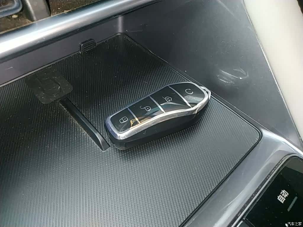 BYD Song, 2023 9