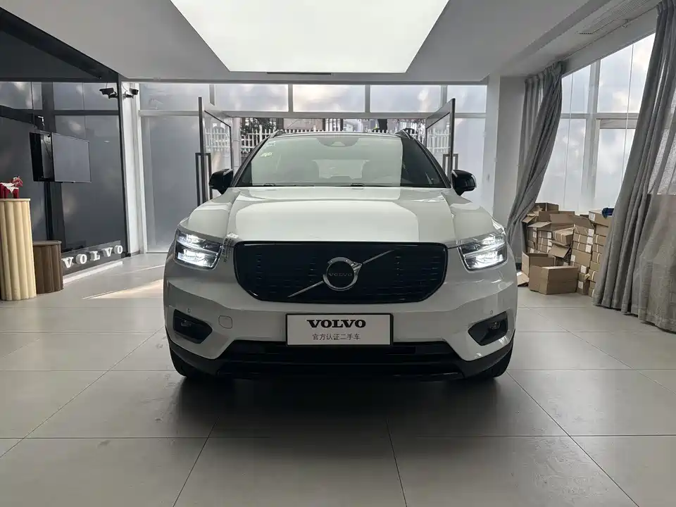 Volvo XC40