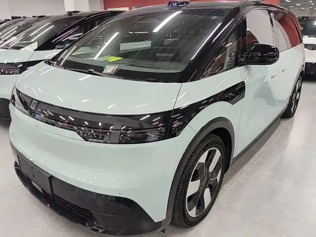 Zeekr MIX 2026 — купить из Китая под заказ