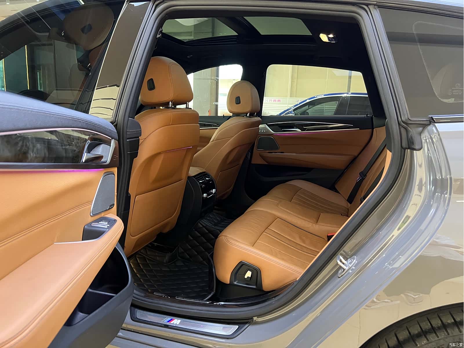 BMW 6 Series GT, 2021 все фото