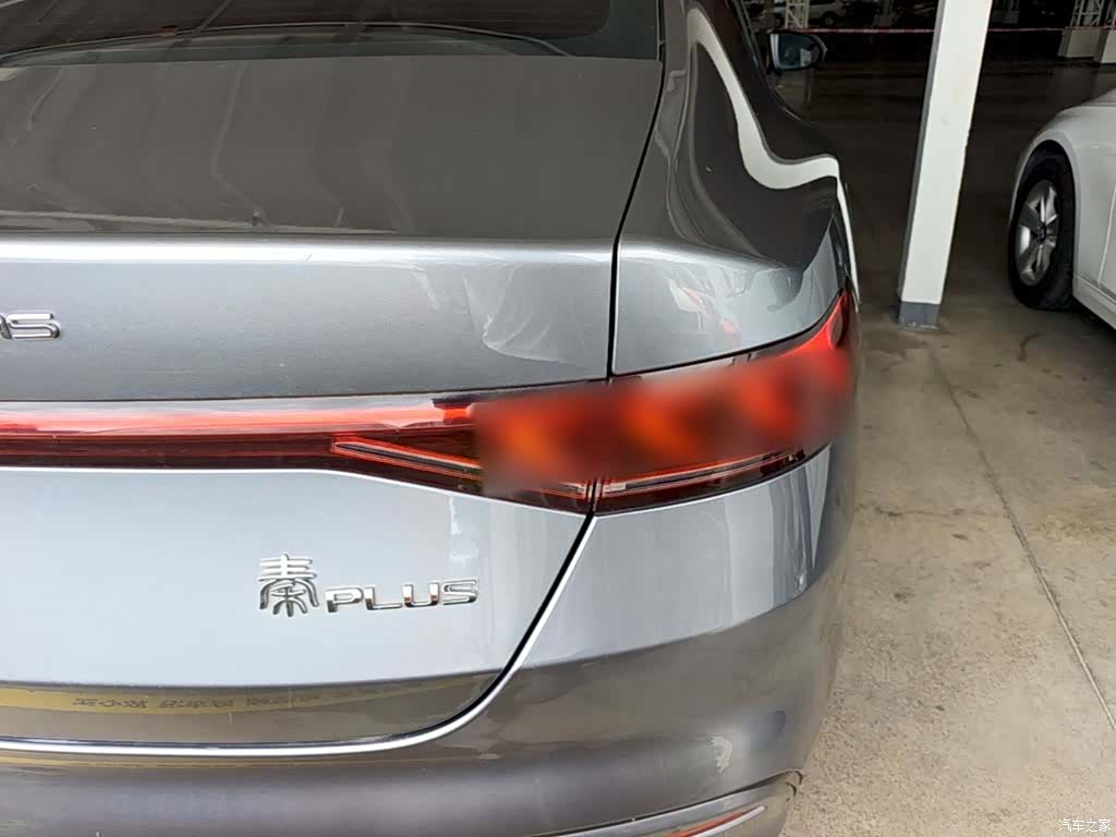 BYD Qin, 2022 8