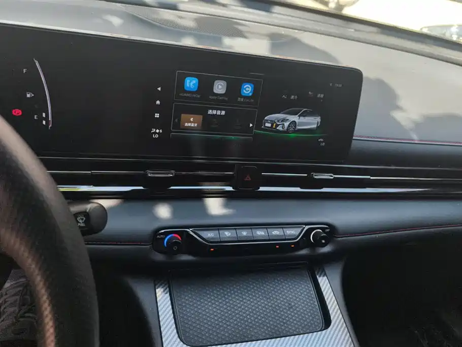 Trumpchi Shadow Leopard