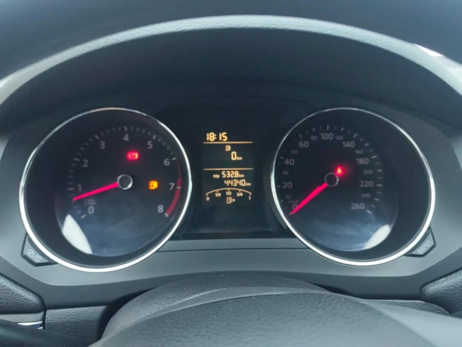 Volkswagen Sagitar 2016, фото 14