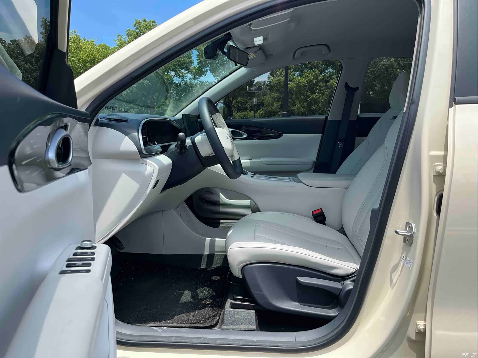 Geely Xingyuan, 2025 3