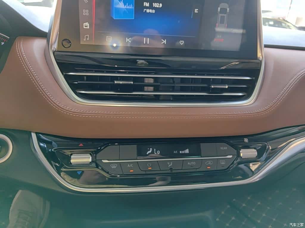 Maxus G20, 2020 13