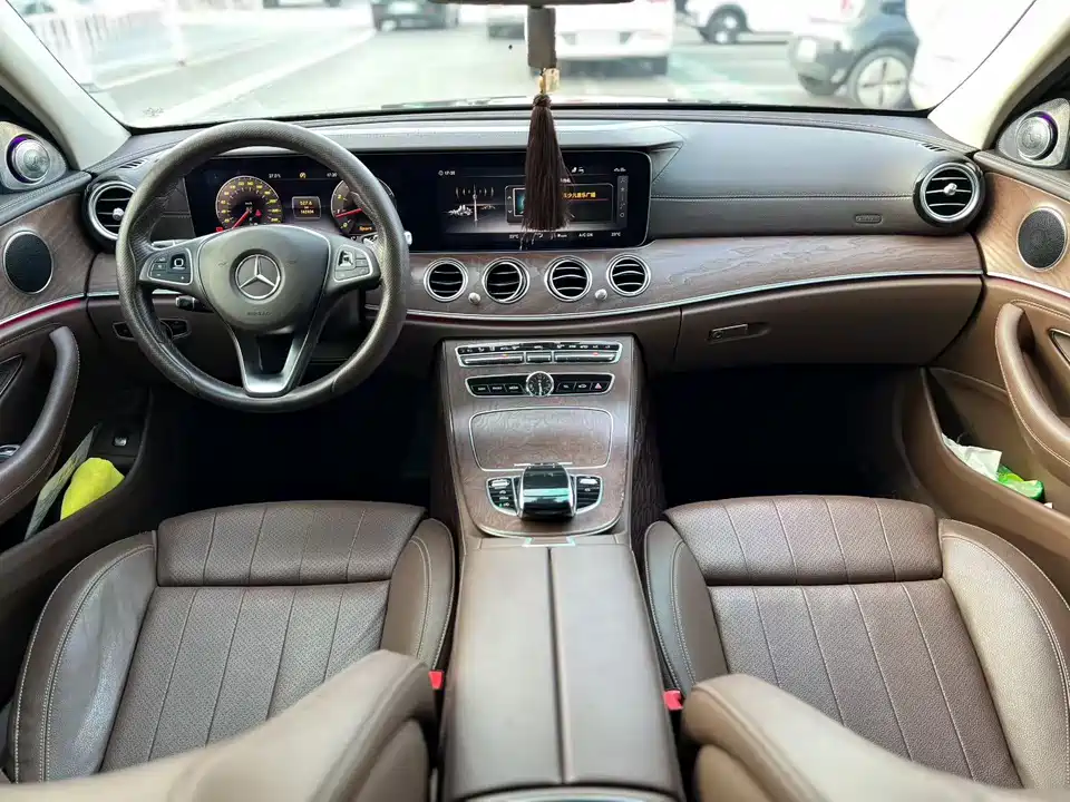 Mercedes-Benz E-class Mercedes-Benz E-class