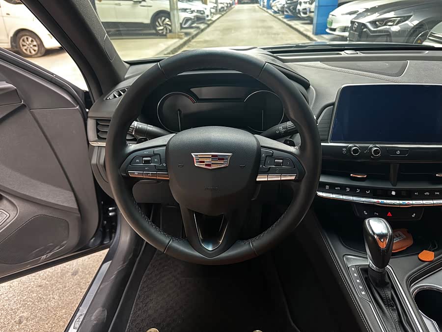 Cadillac CT4 2022, фото 8