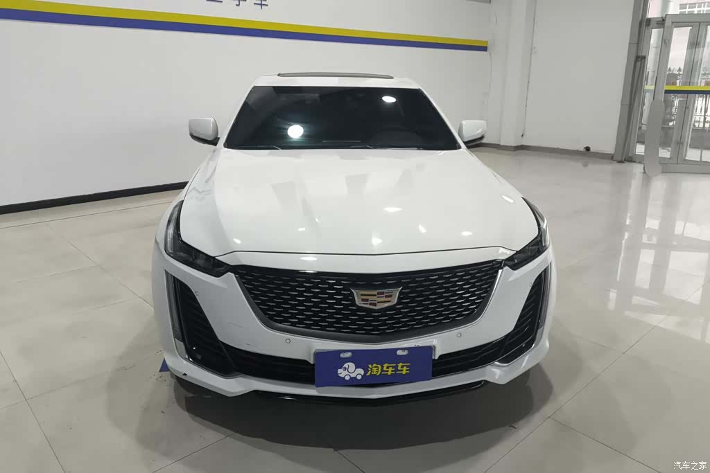 Cadillac CT5, 2022 2