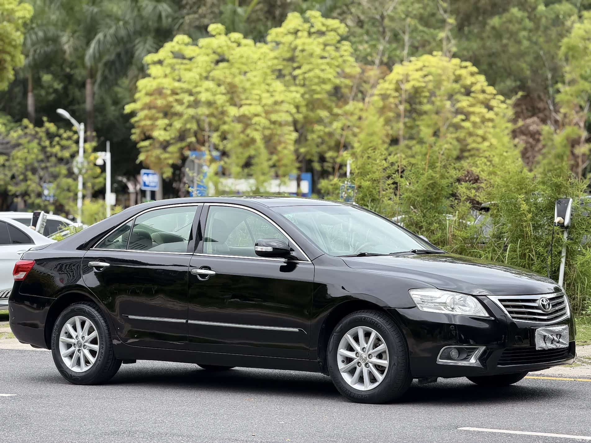 Toyota Camry, 2011 3