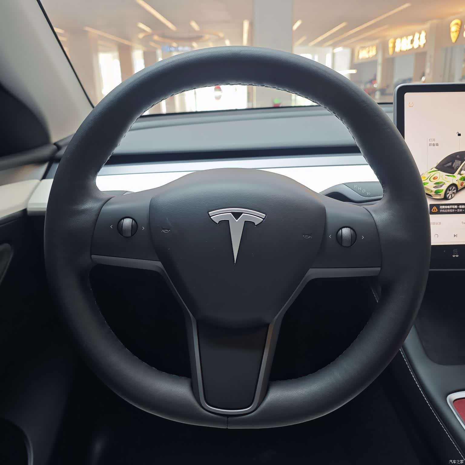 Tesla Model Y, 2022 10