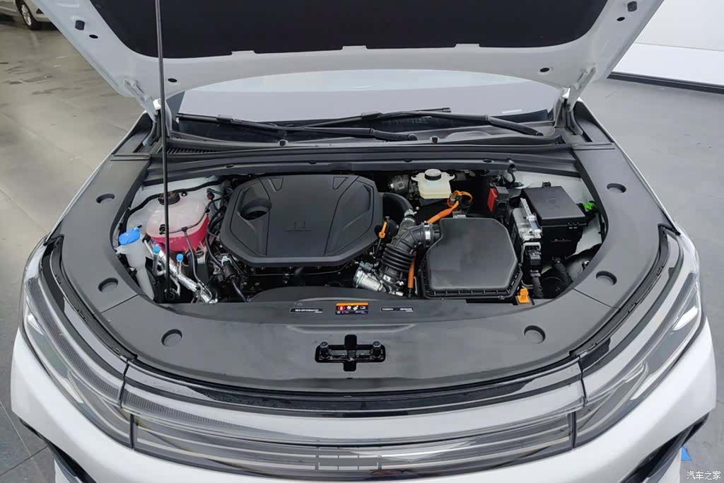 Geely A7, 2025 10