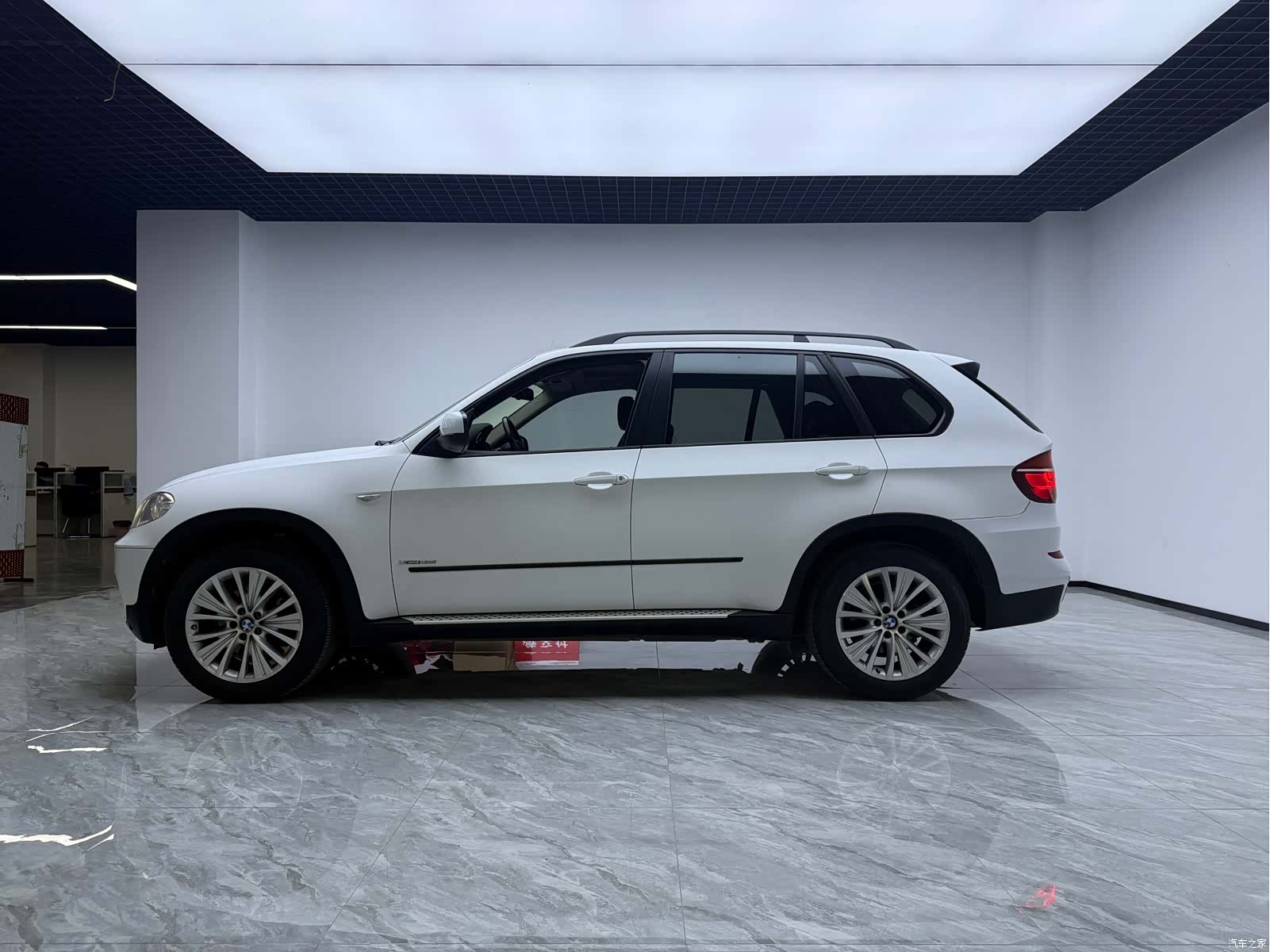 BMW X5, 2012 8