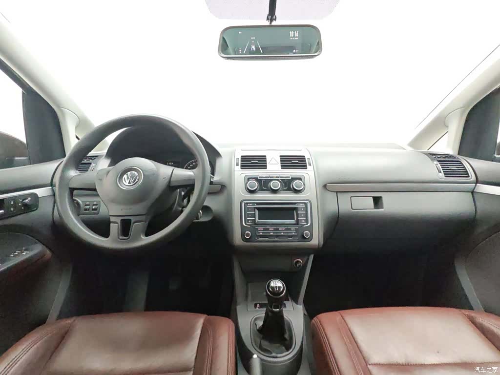 Volkswagen 5, 2014 все фото