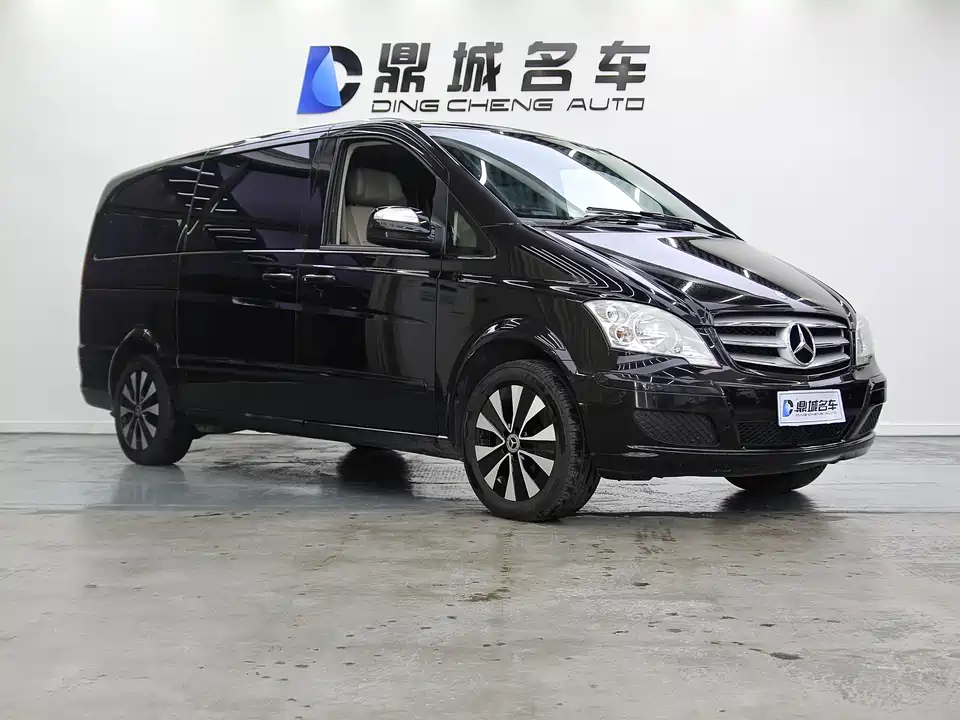 Mercedes-Benz Viano