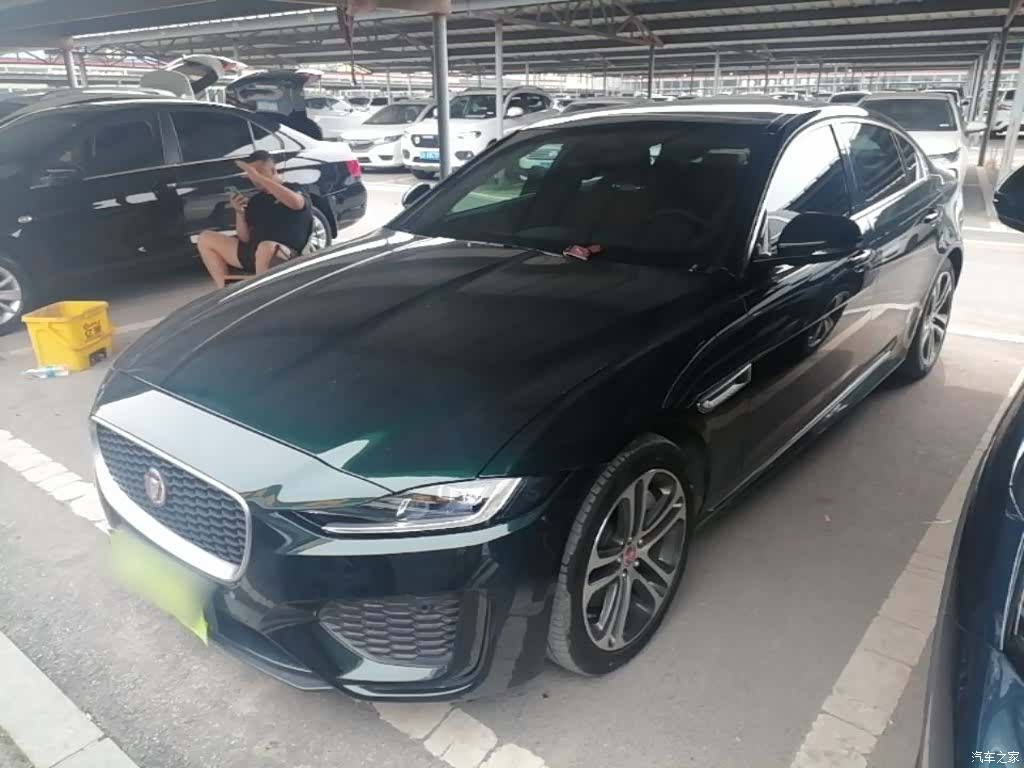 Land Rover XEL