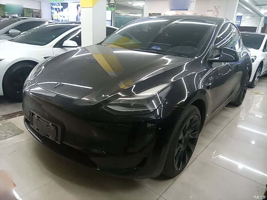 Tesla Model Y, 2022 2