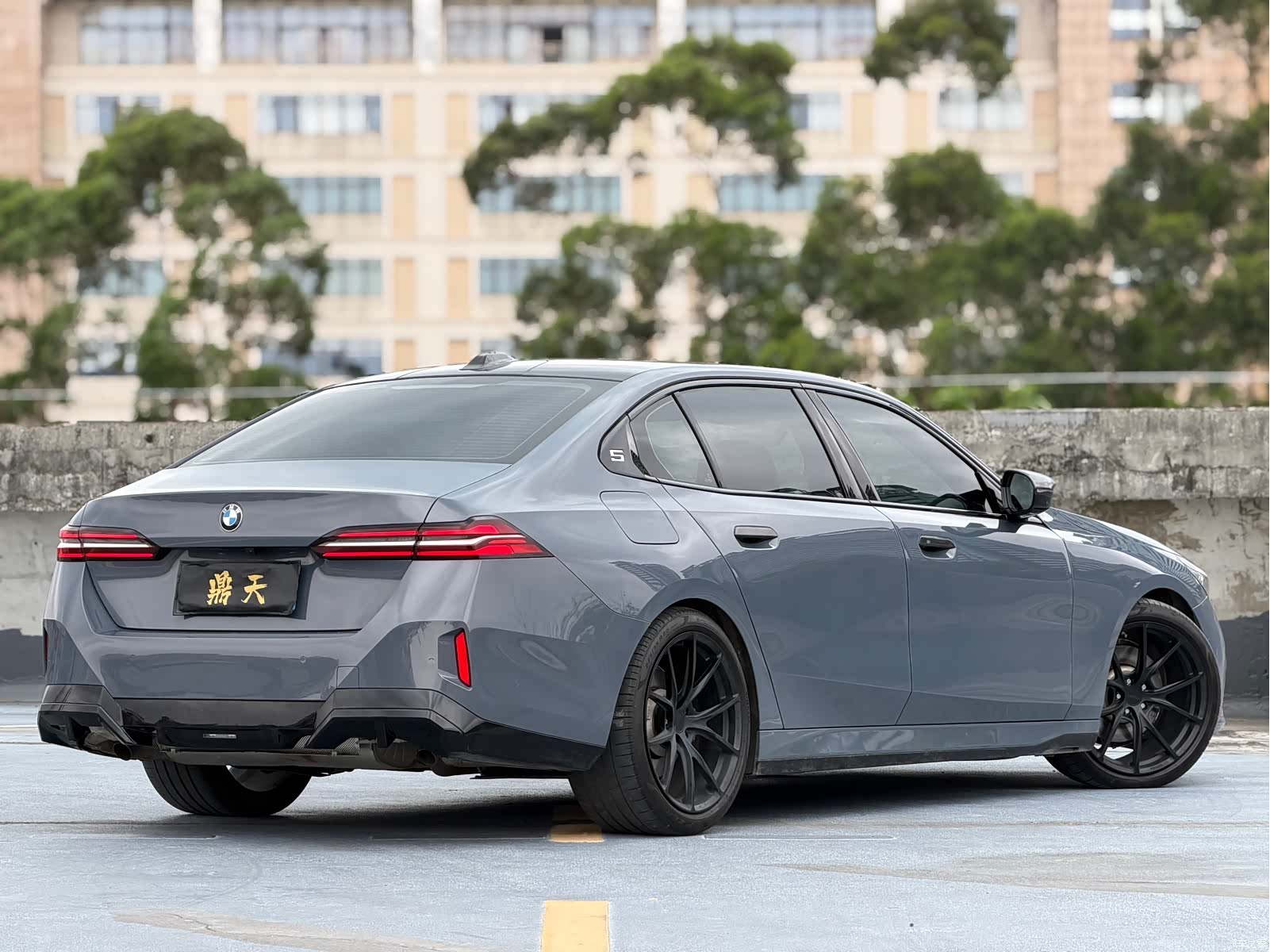 BMW 5 Series, 2024 7