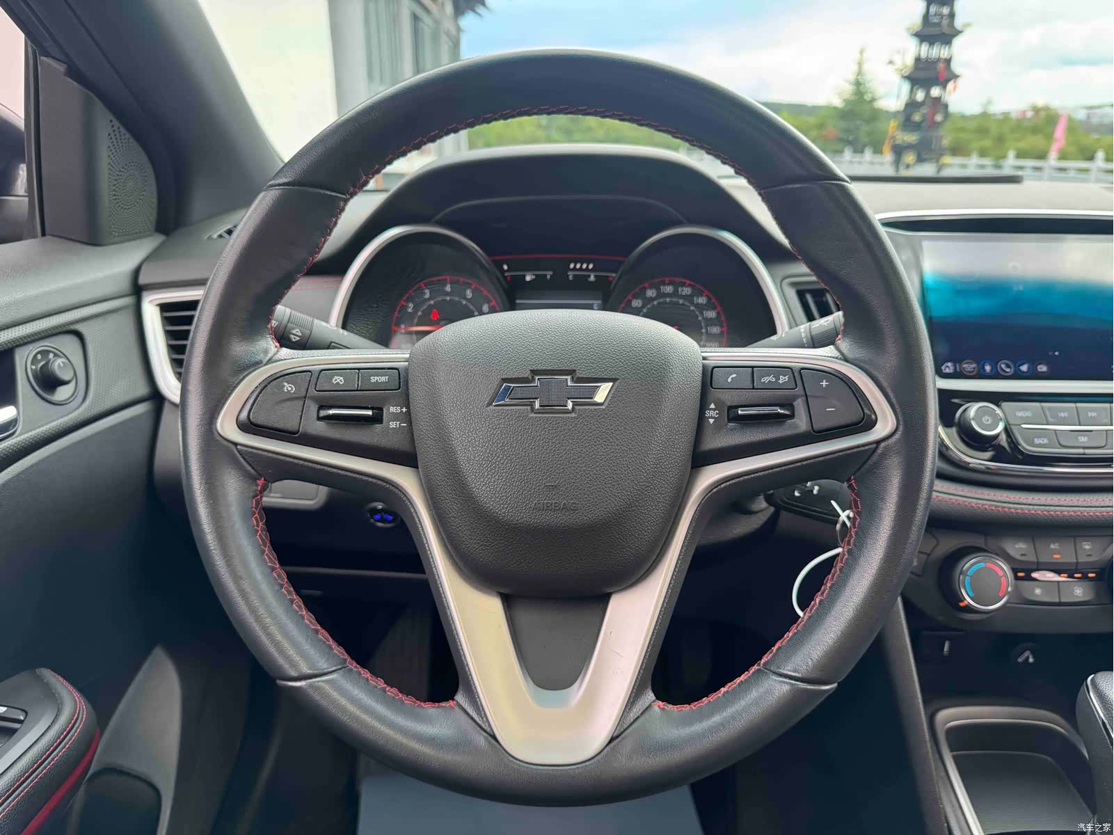 Chevrolet RS, 2022 15
