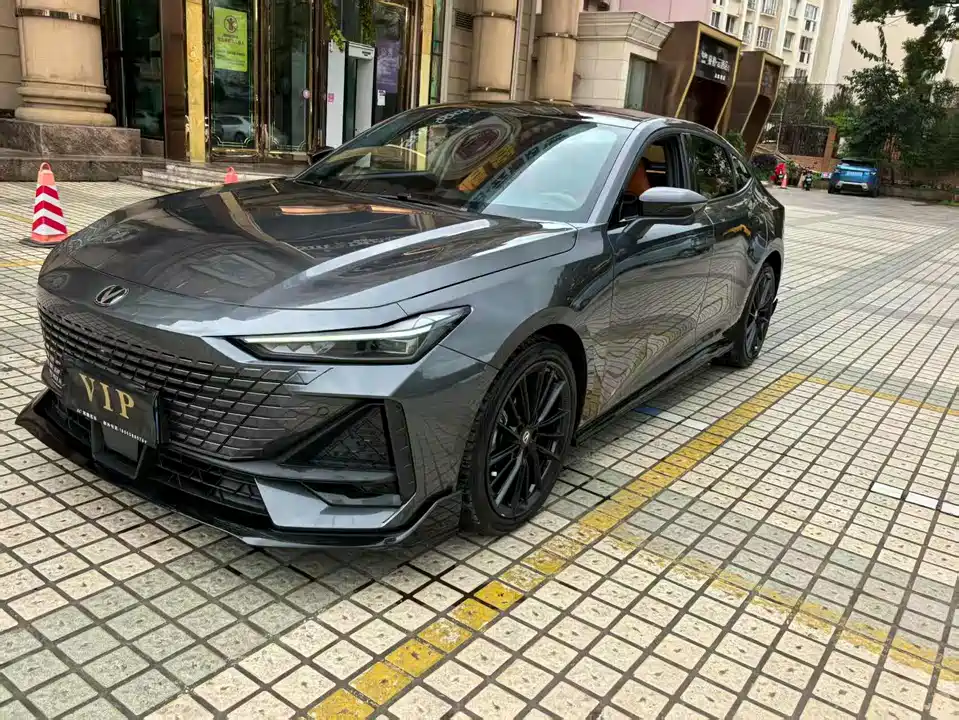 Changan UNI-V