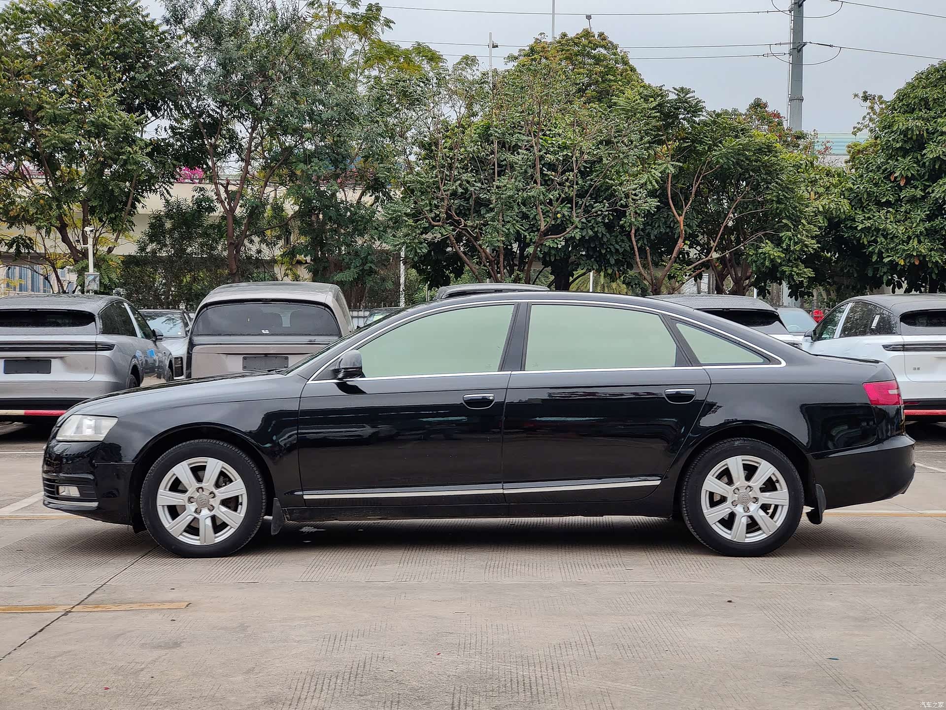 Audi A6L, 2012 4