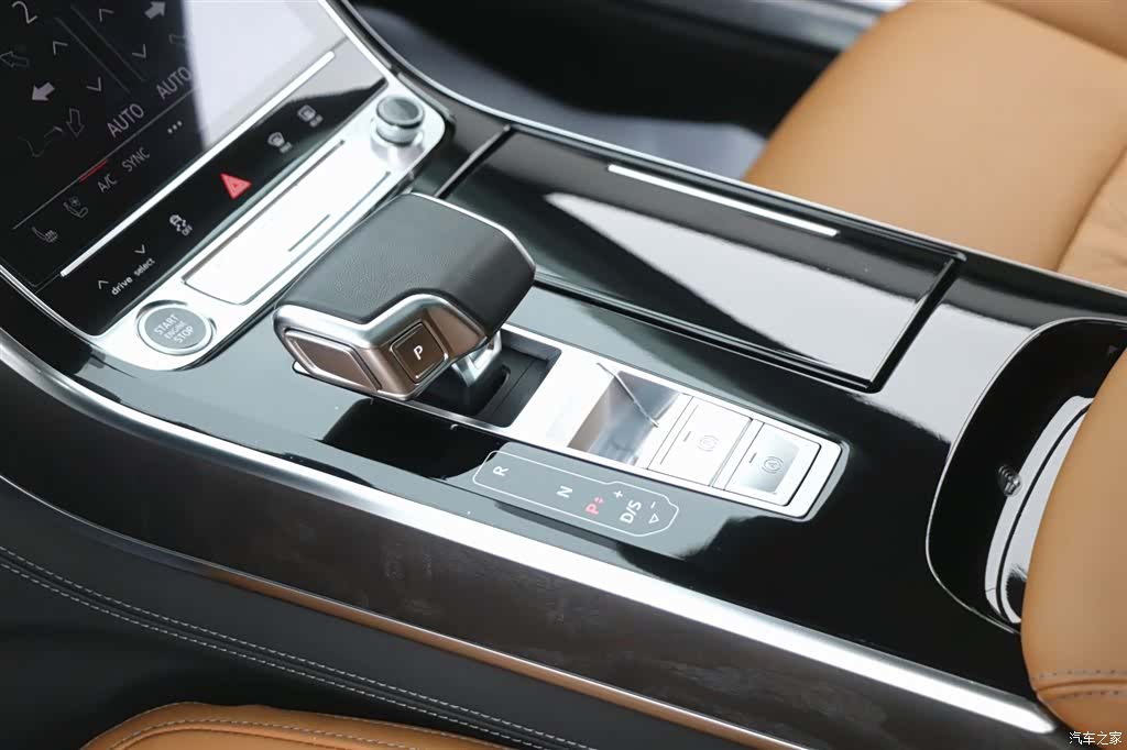 Audi A8L, 2024 14