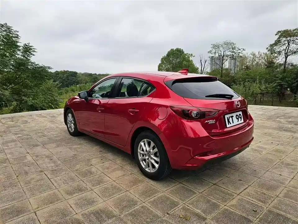 Mazda 3 Angkesaila