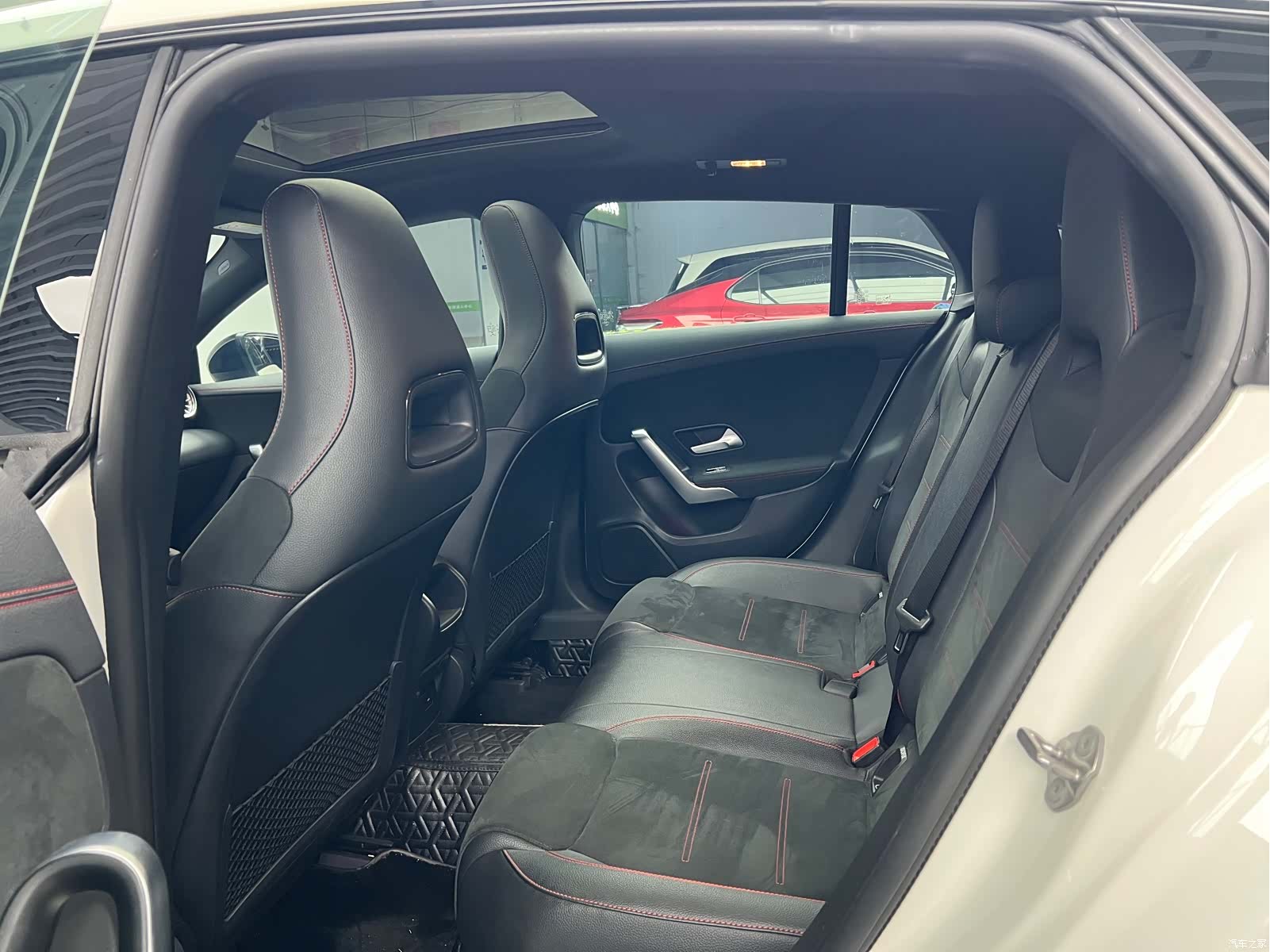 Mercedes-Benz CLA, 2022 все фото