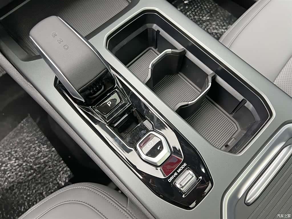 Geely Haoyue, 2026 18