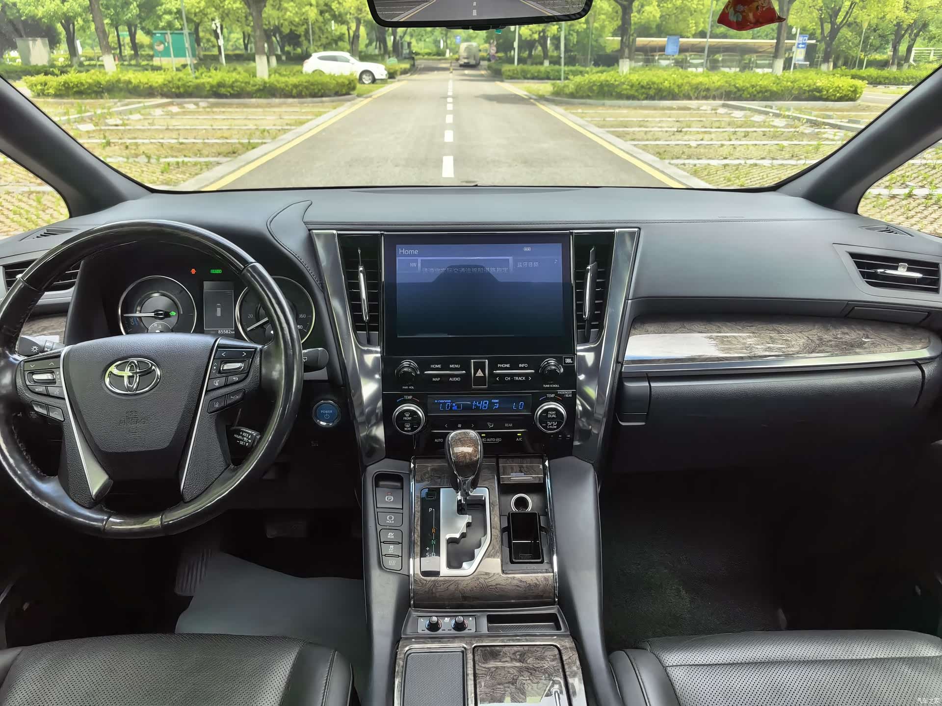 Toyota Alphard, 2021 7