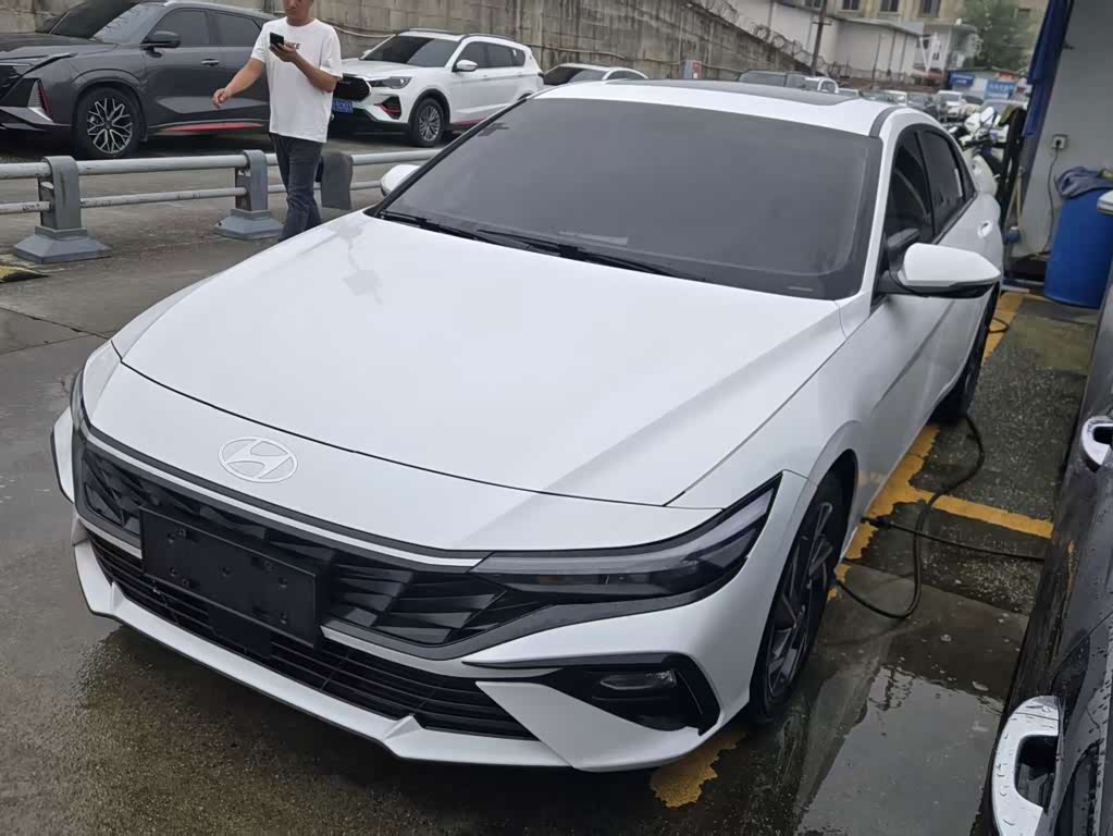 Hyundai Elantra 2023 1.5L CVT GLX Elite