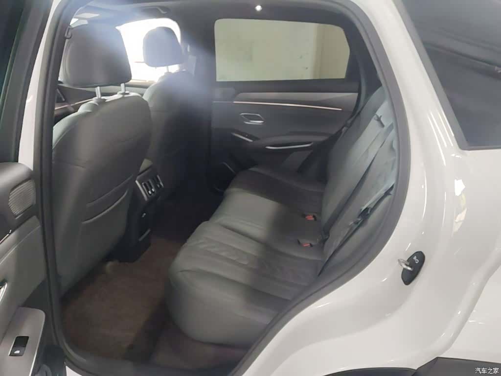 BYD Song, 2025 13