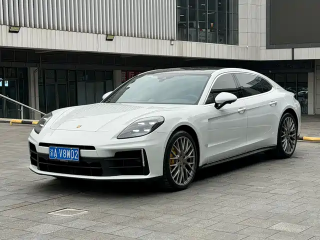 Porsche Panamera 2025 — купить из Китая под заказ
