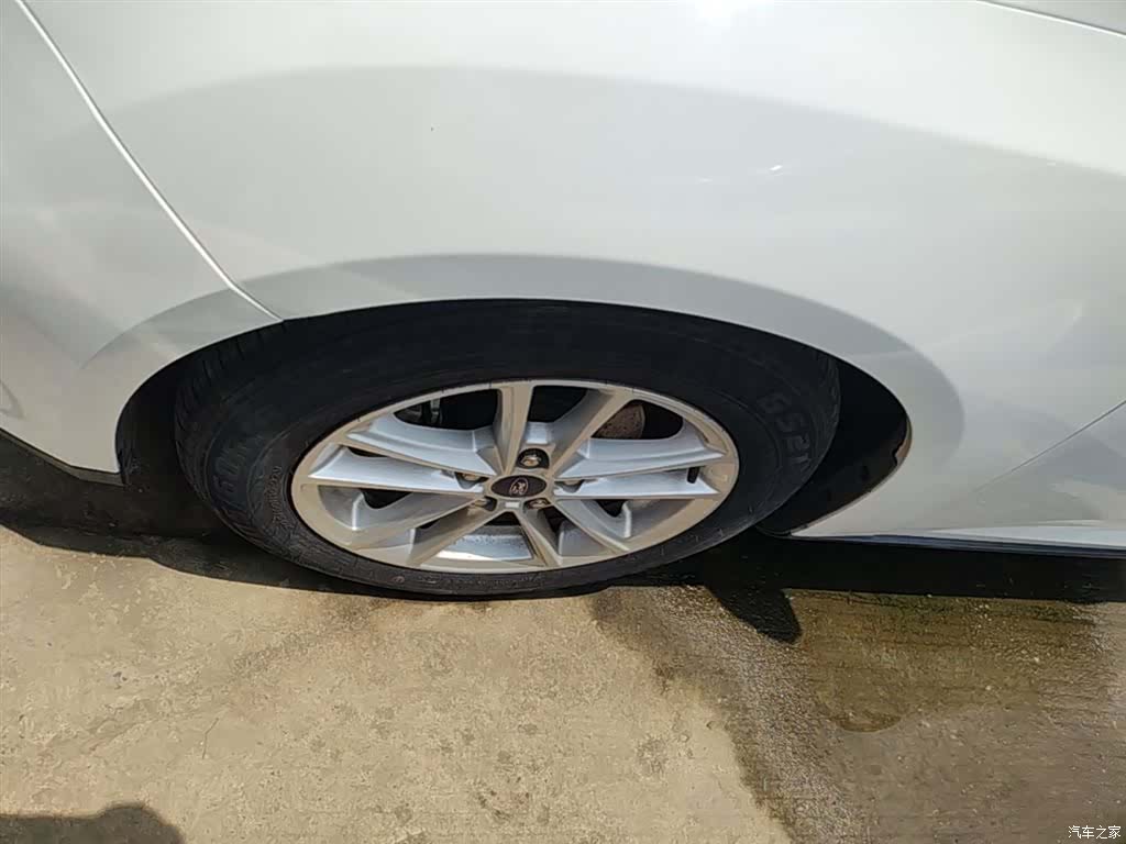 Ford Focus, 2016 22