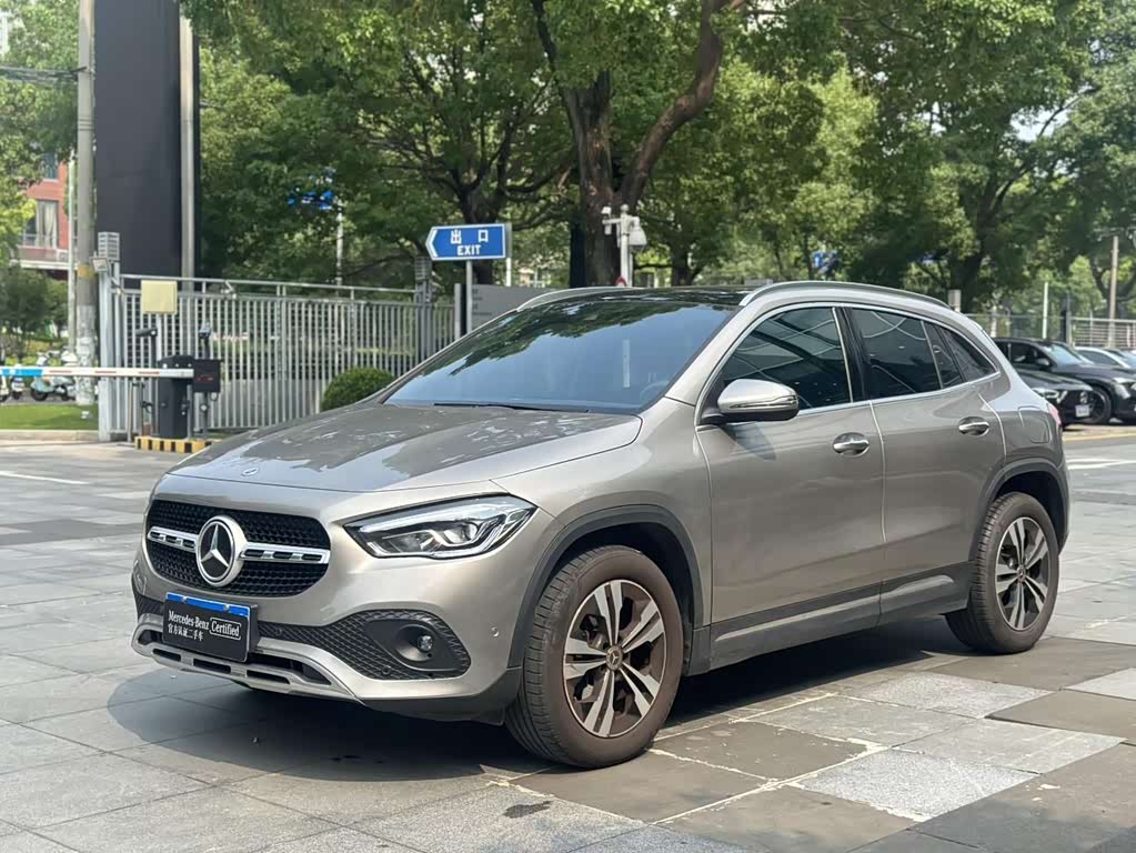 Mercedes-Benz GLA