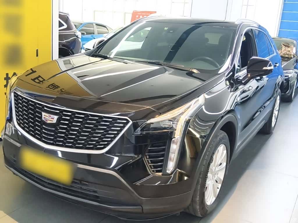 Cadillac XT4, 2023 2