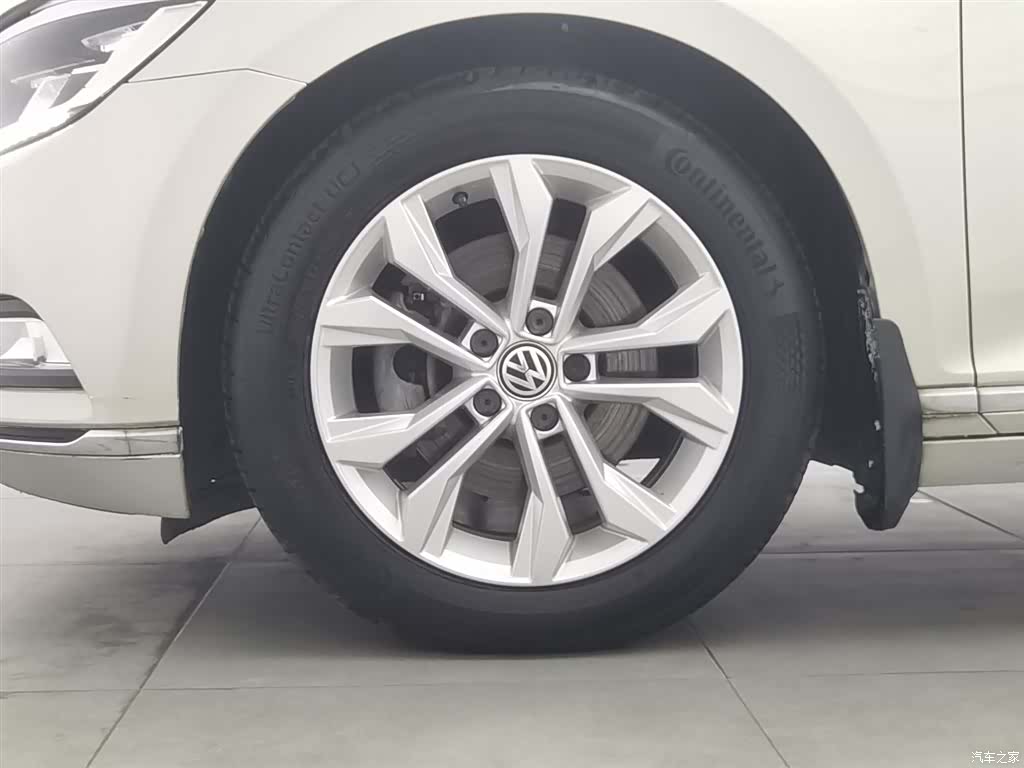 Volkswagen Magotan, 2017 17