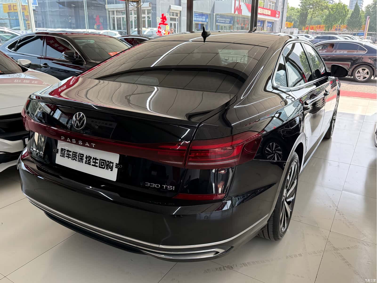 Volkswagen Passat, 2023 14