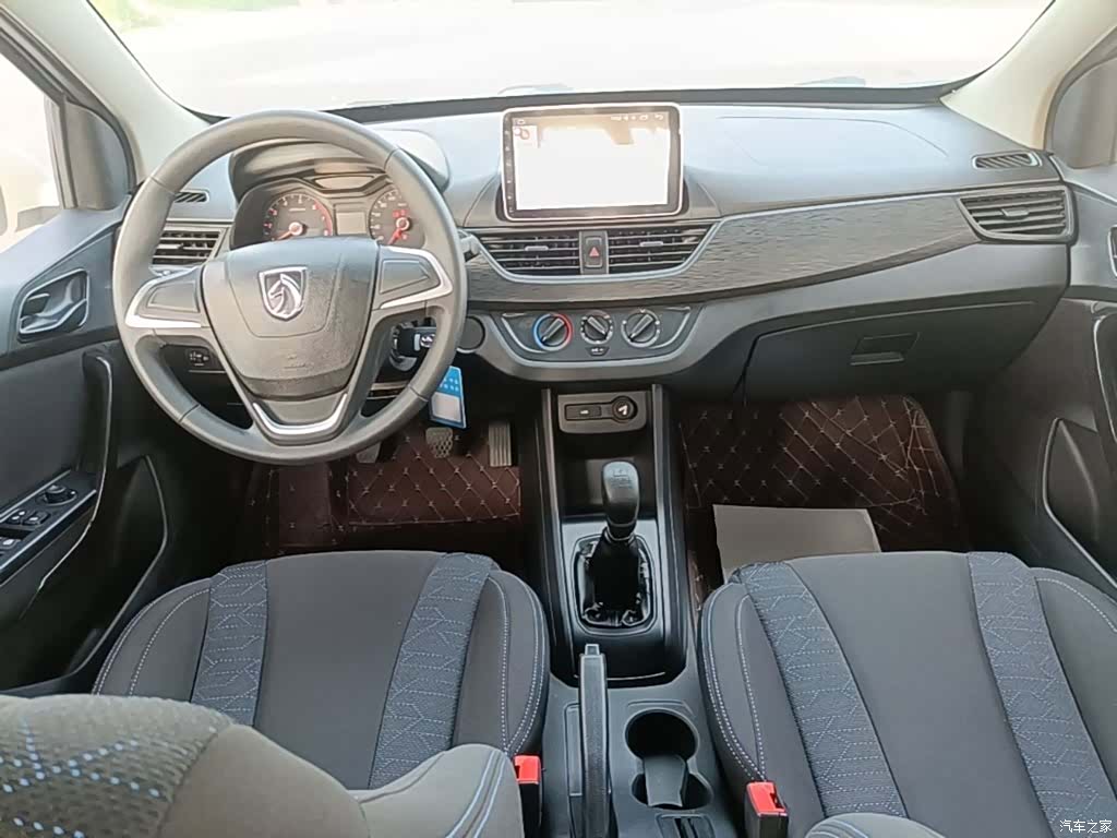 Wuling 310, 2019 10