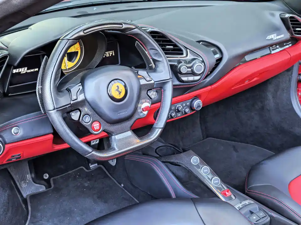 Ferrari 488