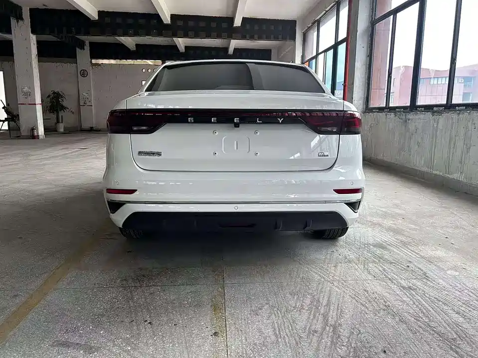 Geely Emgrand
