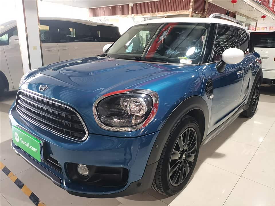 MINI COUNTRYMAN