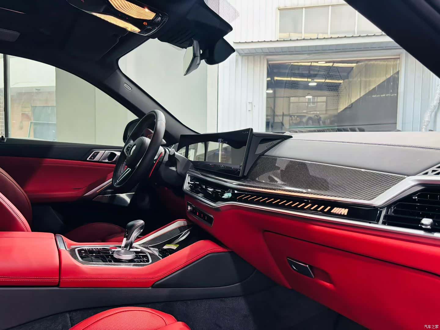 BMW X6, 2024 9